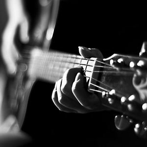 美女直播脱衣被操
